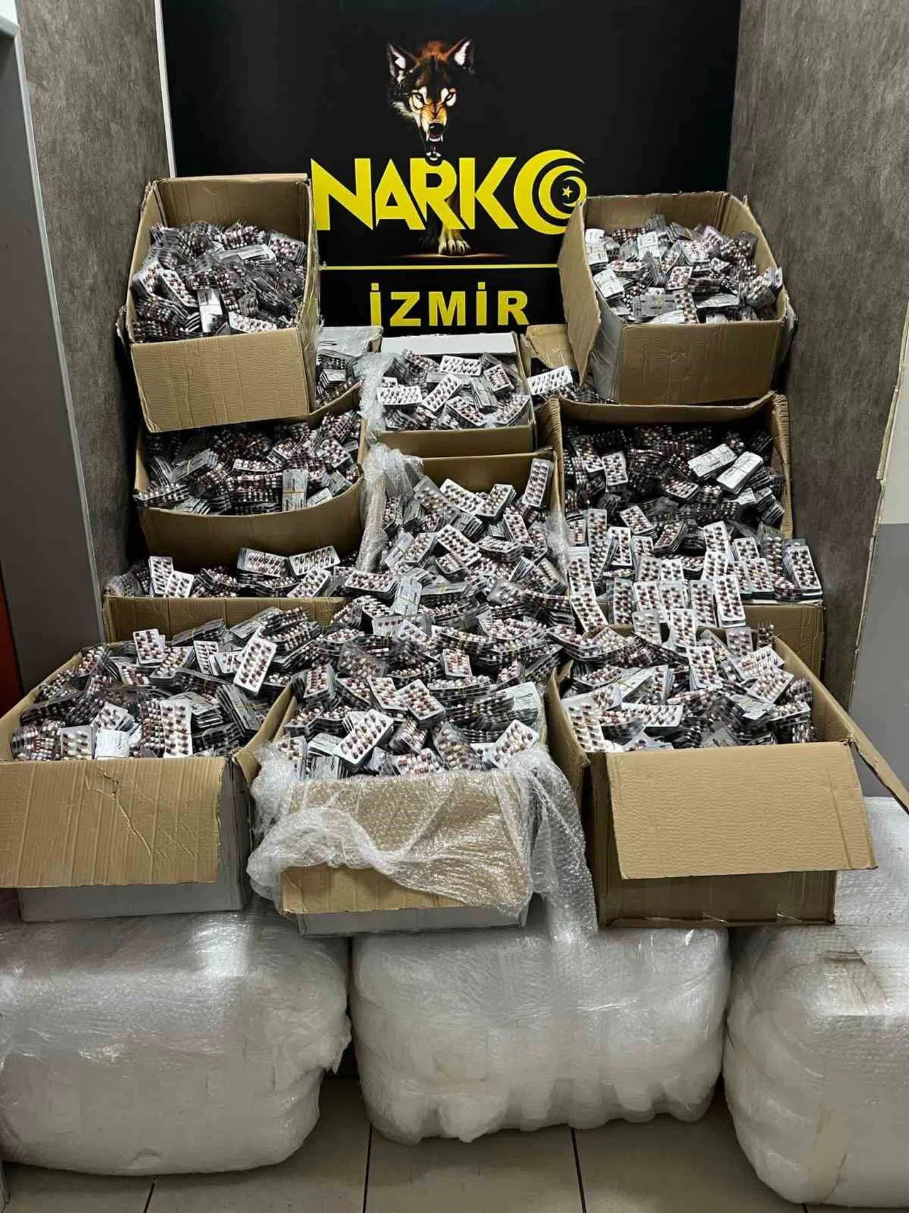 275 bin uyuşturucu hap ele geçirildi