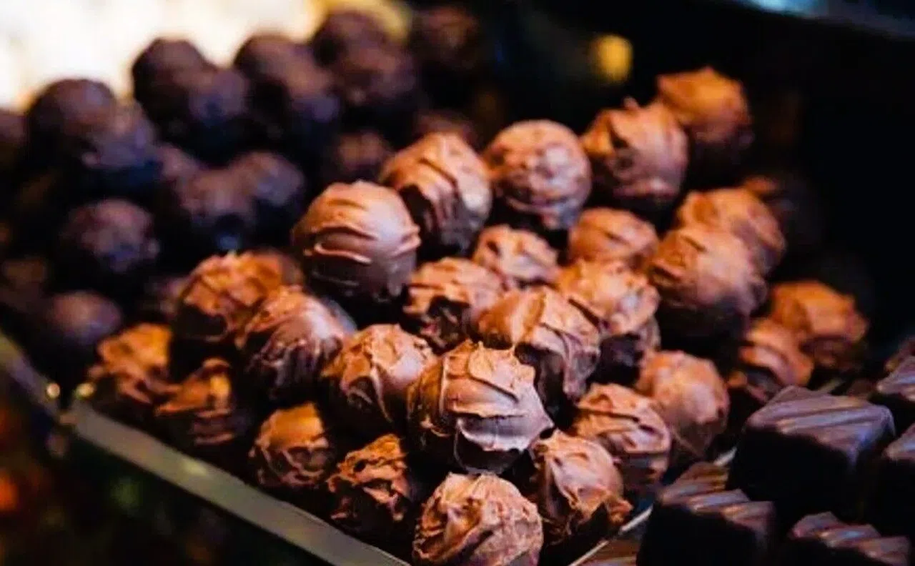 Çikolata ve şekerlemelerde hileli ürünlere dikkat