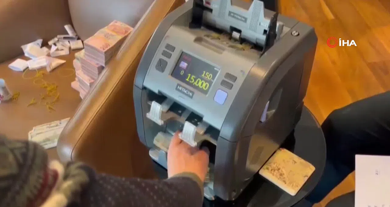 İBB’de rüşvet ve yolsuzluk soruşturmasında para sayma görüntüleri ortaya çıktı