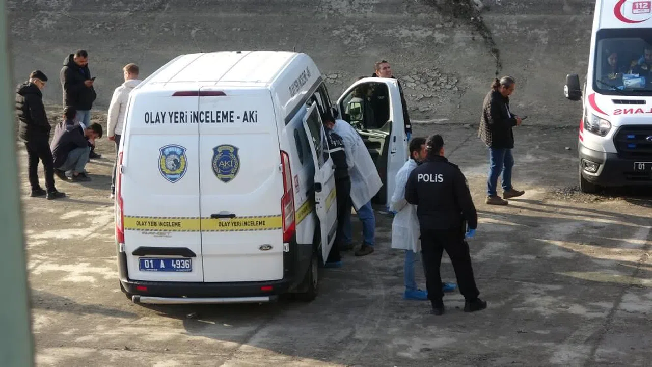 Kanal içerisinde bir genç başından vurulmuş halde bulundu