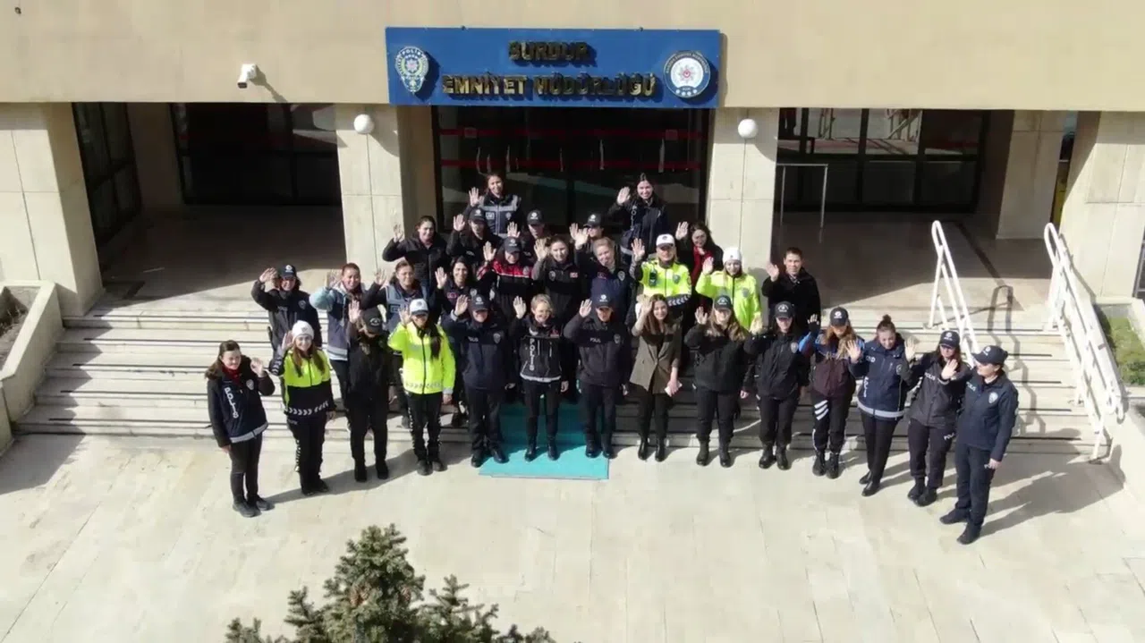 Burdur Emniyeti'nden 8 Mart'a özel video paylaşımı