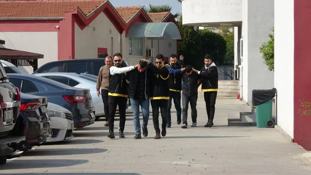 İş Adamına Kurşunlu Tehdit: Haraç Çetesi Çökertildi