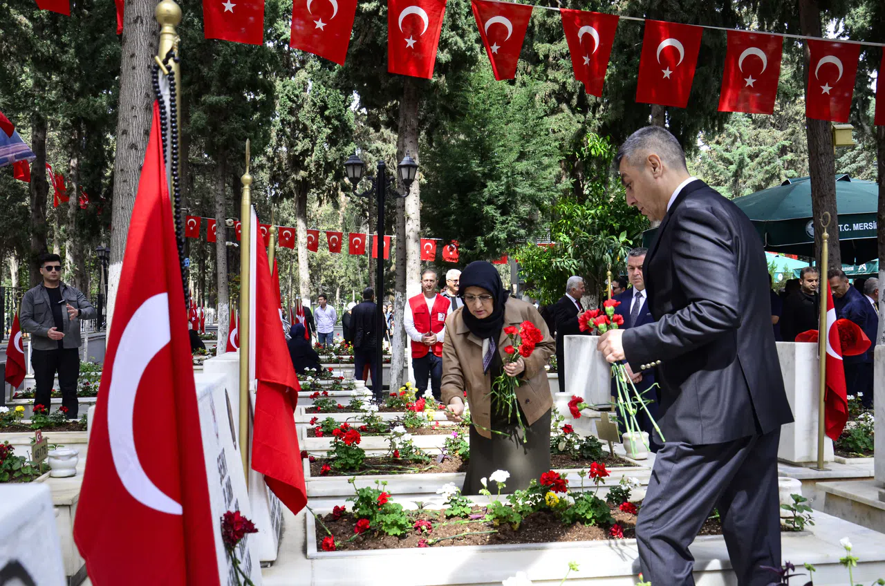 Bayram'da Şehitler Unutulmadı