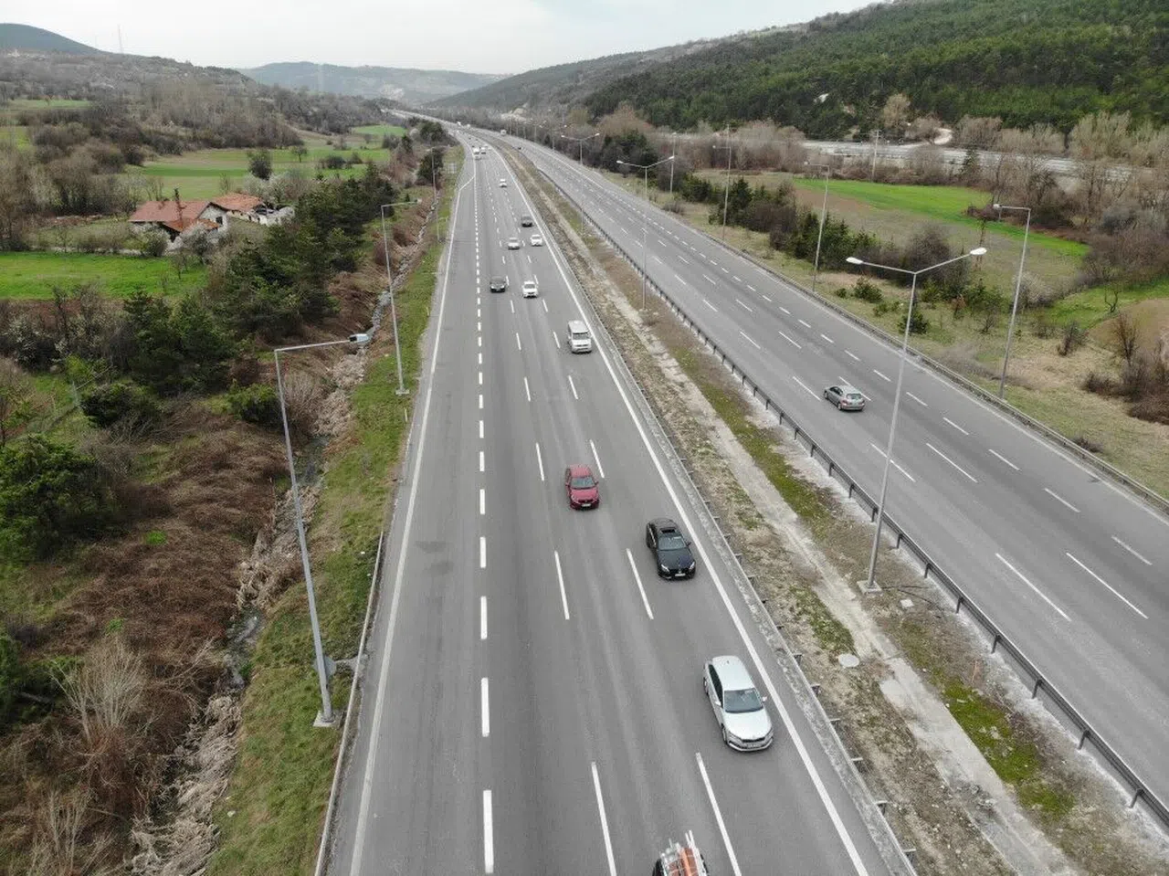 Bayram göçü başladı: Yollarda akıcı yoğunluk