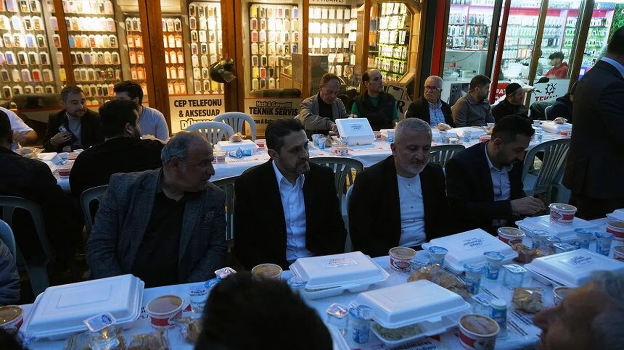 Kahramanmaraş’ta Birlik Sofrası: Derepazarı’nda İftar