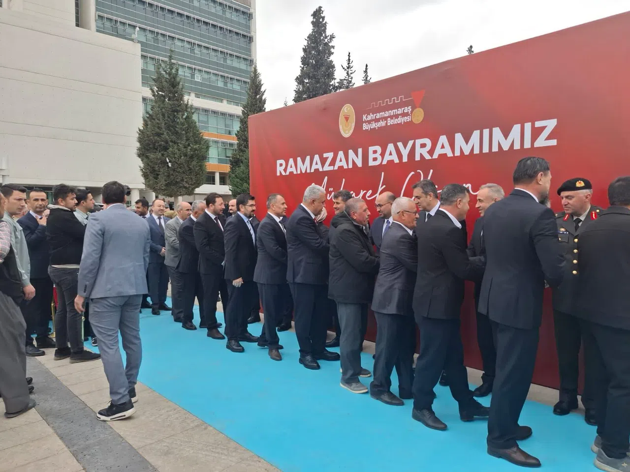 Vali Ünlüer: "Yolun Sonu Bayram Olsun"