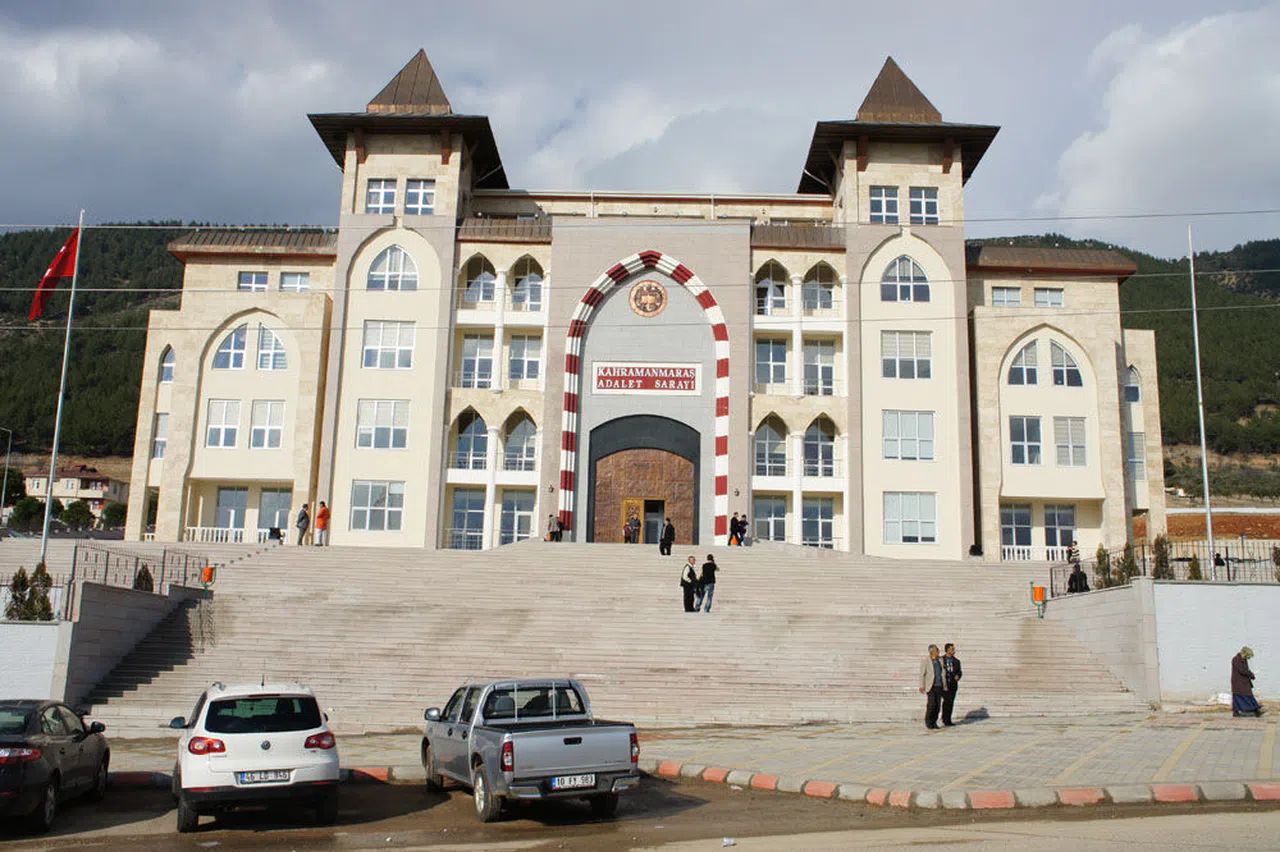 Palmiye Sitesi Davasında Reddi Hakim ve Hakimlerin Çekilme Talepleri Reddedildi
