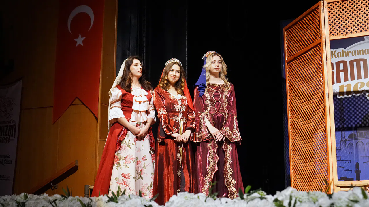 Büyükşehir’in Ramazan Etkinlikleri Tiyatro ile Final Yaptı!