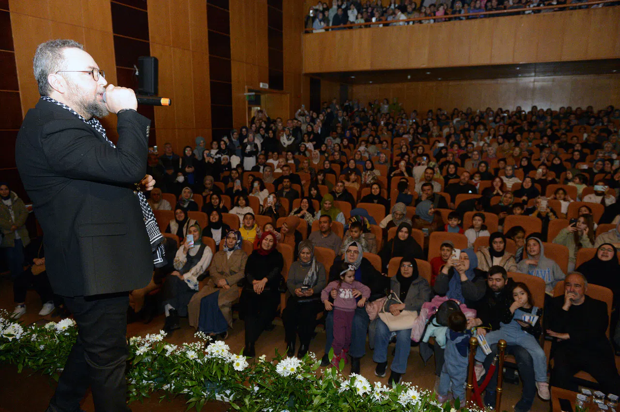 Mustafa Cihat, Ramazan’ın Manevi İklimini Müziğiyle Yansıttı