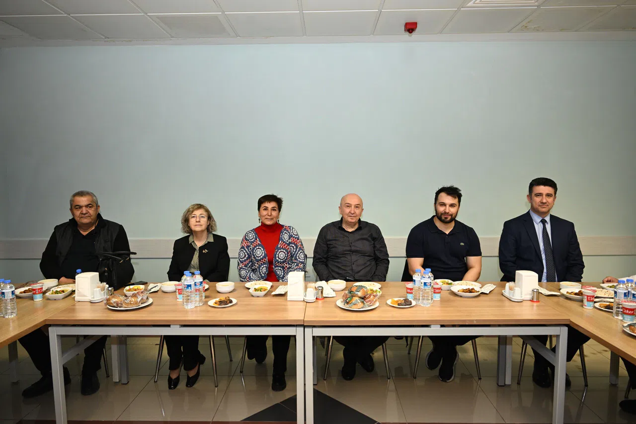 Rektör Yasım, Hastane Personeliyle İftar Sofrasında Bir Araya Geldi