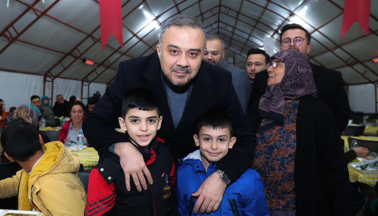 Başkan Toptaş, "Dayanışma ruhunu yaşatıyoruz"