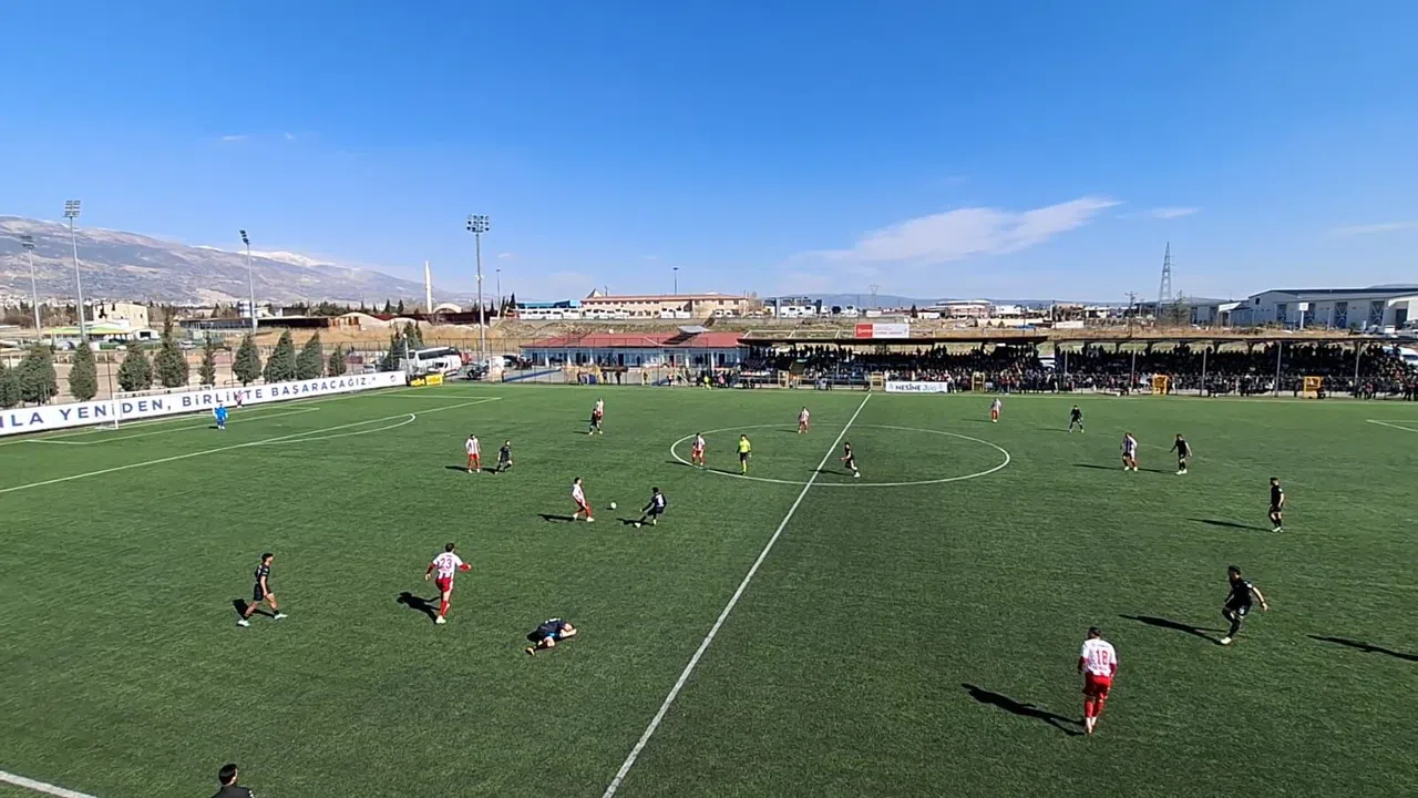İstiklalspor, Fırsat Tepti 2-2