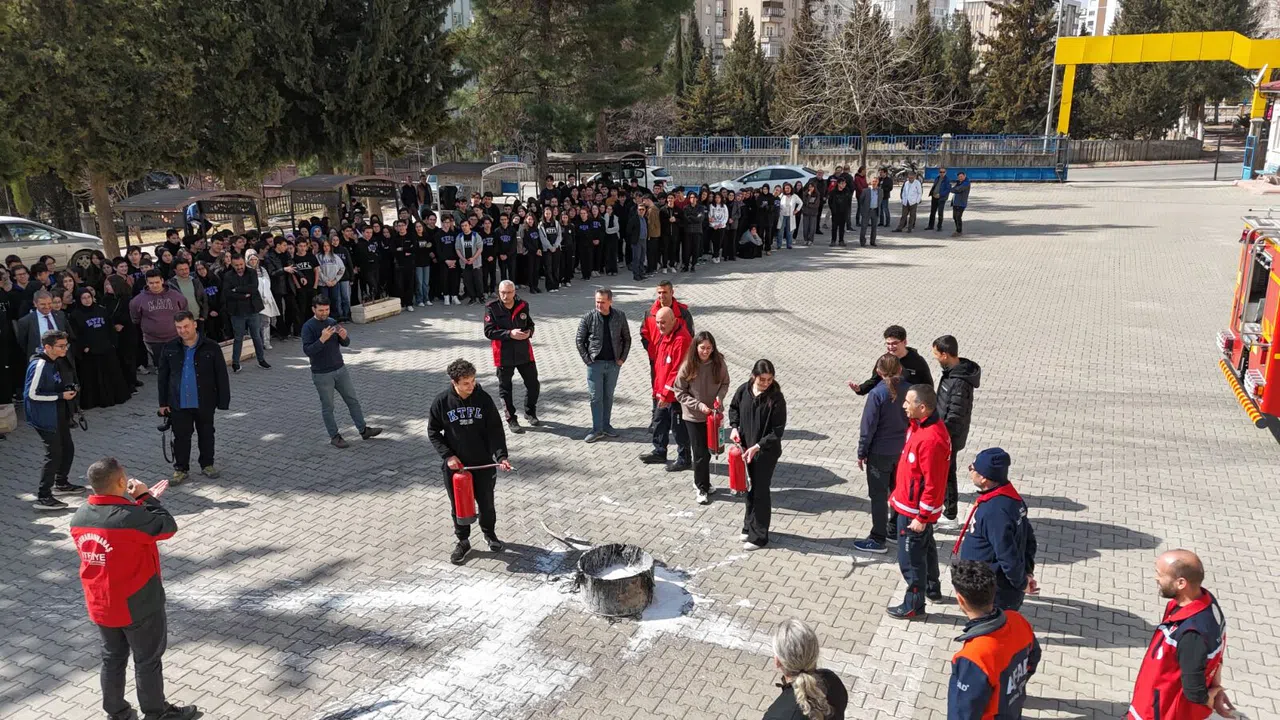 MEB AKUB Koordinesinde Gerçeği Aratmayan Tatbikatlar Gerçekleştirildi
