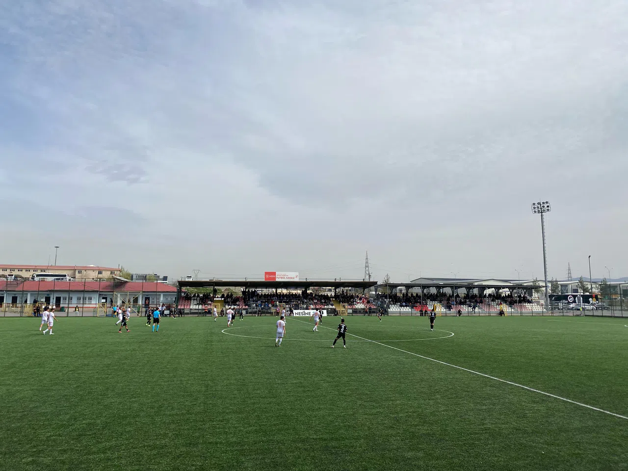 İstiklalspor’dan Tarftara Bayram Hediyesi