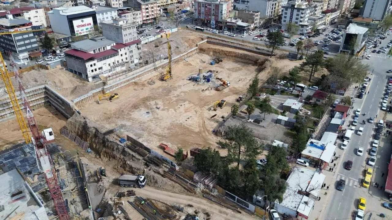 Kahramanmaraş'ta 825 Milyon TL'lik Yeni Valilik Binası İnşası Devam Ediyor