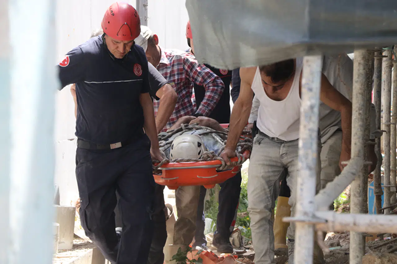 İnşaat İşçisi Villanın Jeneratör Odasına Düşüp Yaralandı