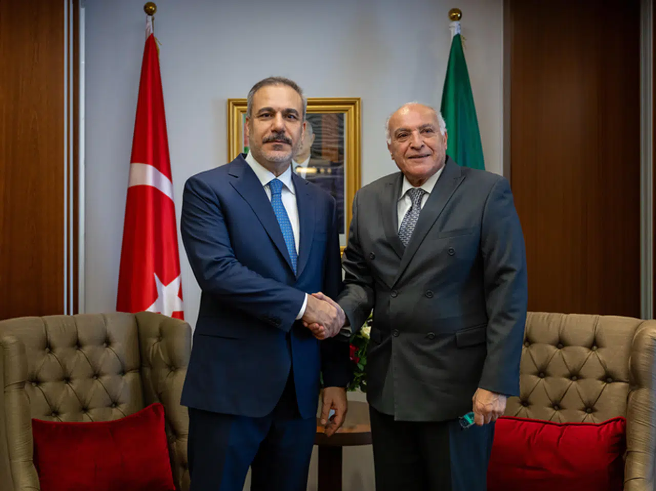 Bakan Fidan, Cezayirli Mevkidaşı Attaf İle Görüştü