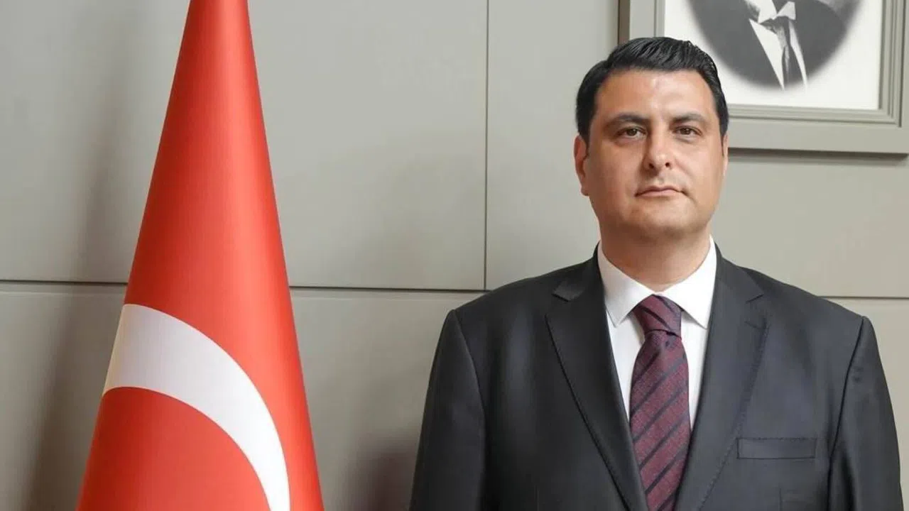 Şehitkamil Belediye Başkanı Umut Yılmaz, CHP’den istifa etti