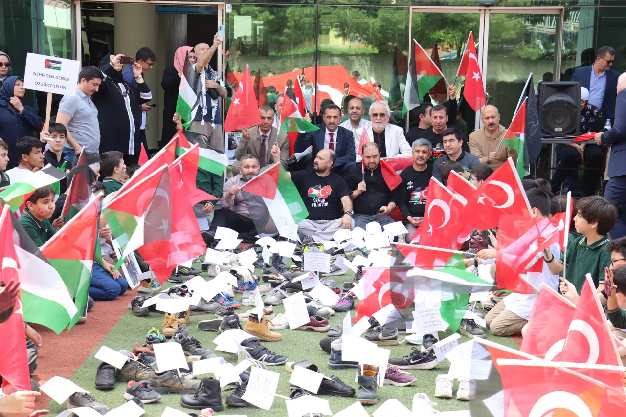 15 Temmuz Şehitler İmam Hatip Ortaokulu’ndan Gazze’ye Duygusal Destek Etkinliği