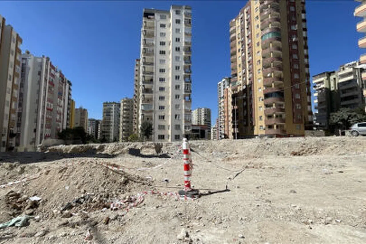 42 kişinin öldüğü Ekim Apartmanı davasında sanıklara 22 yıl 6'şar ay hapis talebi