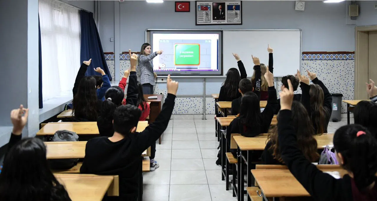 15 bin sözleşmeli öğretmen alım başvurusu 21 Nisan’da başlayacak