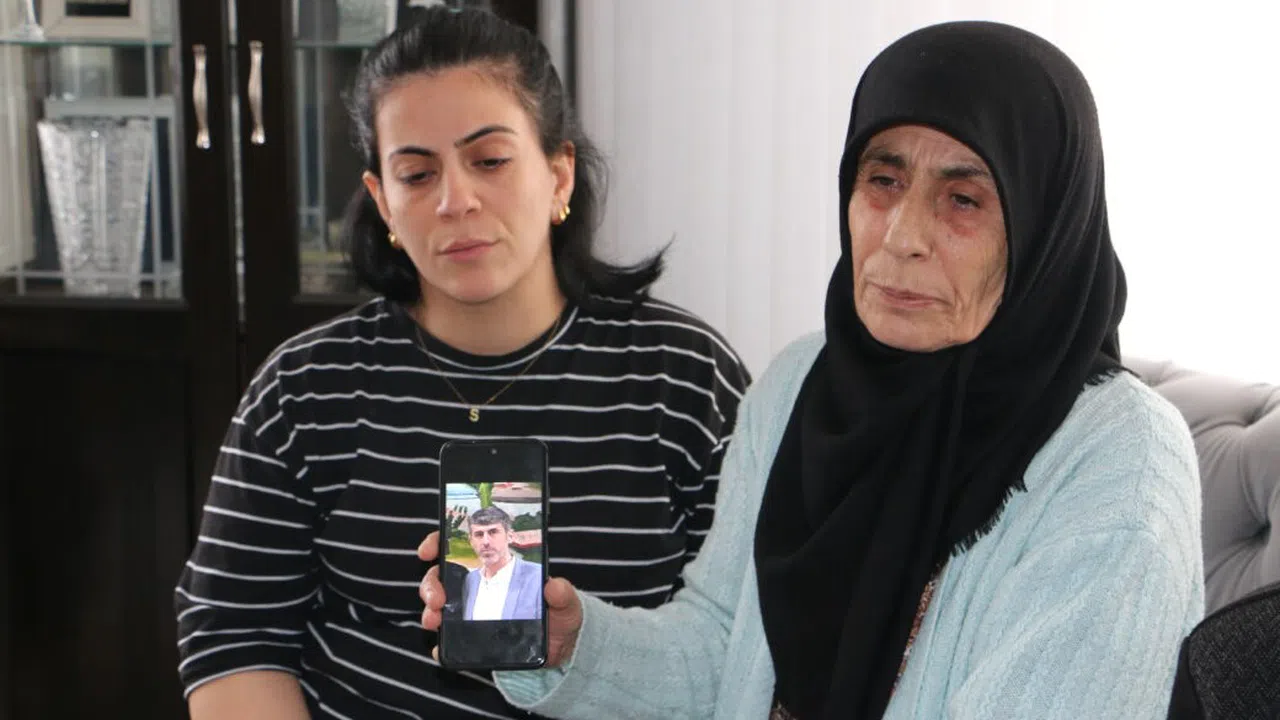 "Baba Hakkını Helal Et" Dedi ve Kayboldu