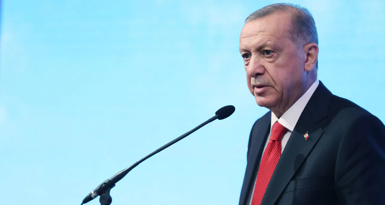 Cumhurbaşkanı Erdoğan: ''Deprem günlük siyasete alet edilemez''