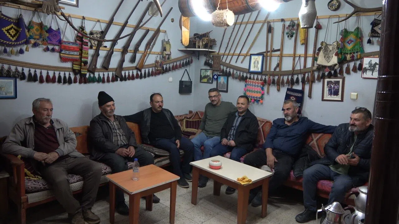 Muhtarlıkta Telefon Kullanmak Yasak