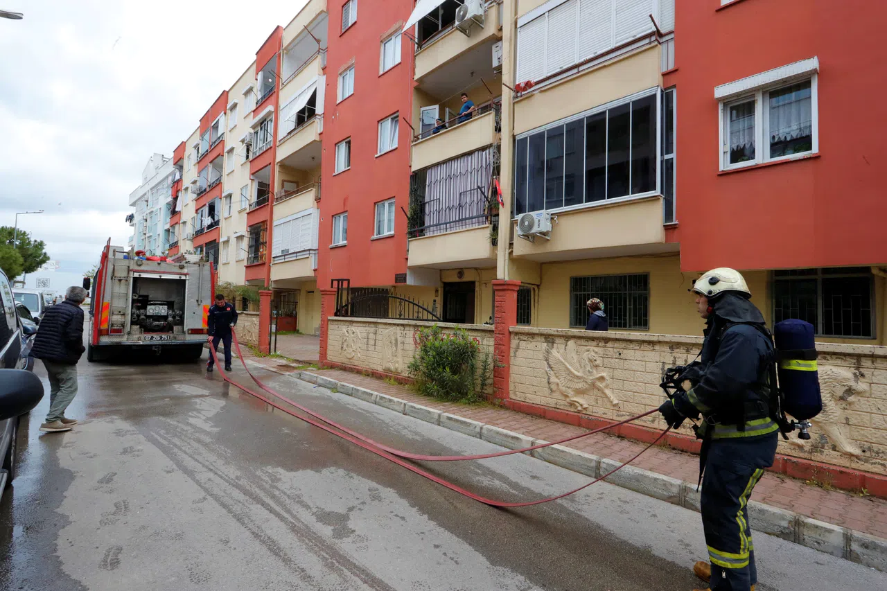 Dairede Çıkan Yangın Büyümeden Söndürüldü
