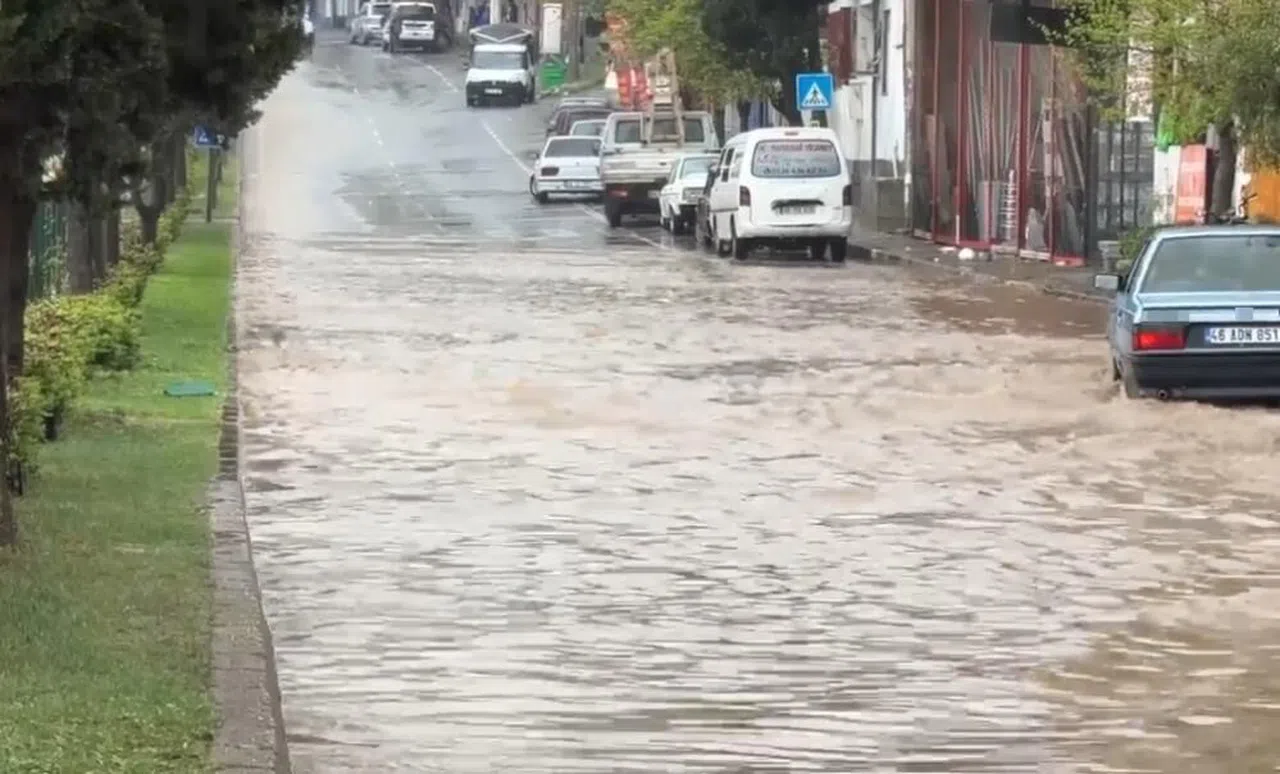 Kahramanmaraş'ta sağanak etkili oldu