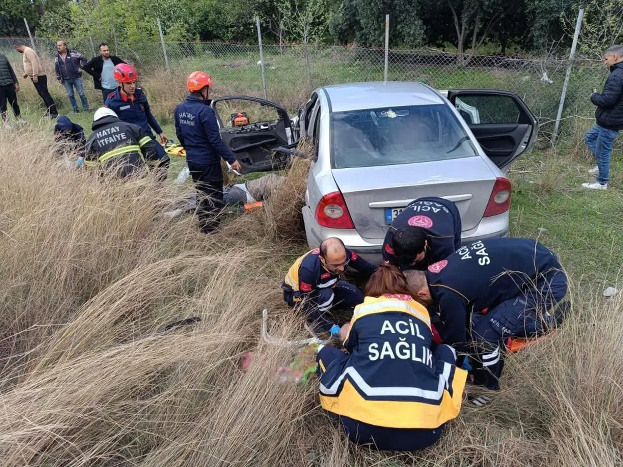 Trafik kazası: 1 ölü, 3 yaralı