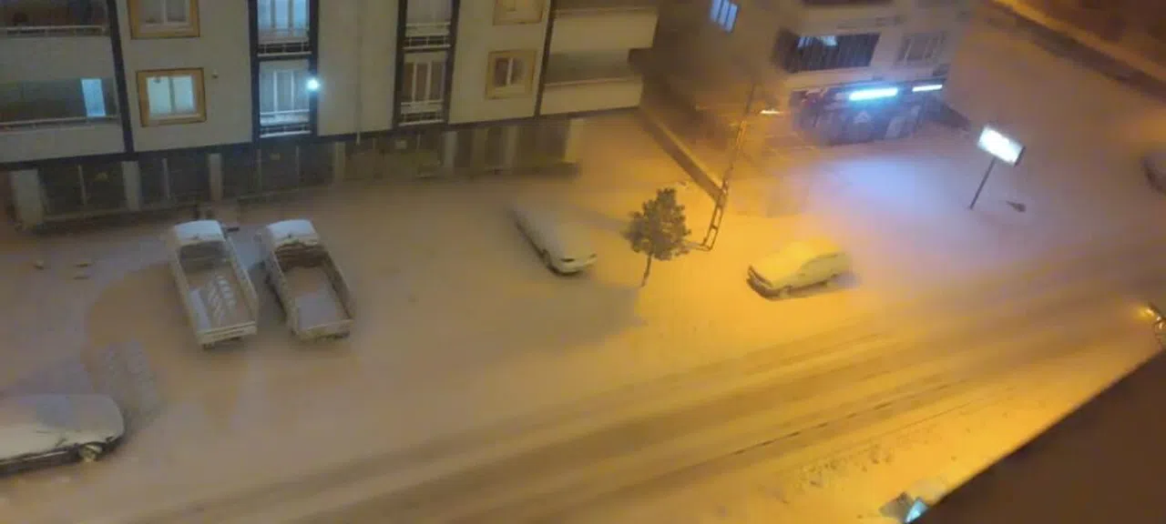 Kahramanmaraş'ın ilçelerinde nisan ayında kar çilesi