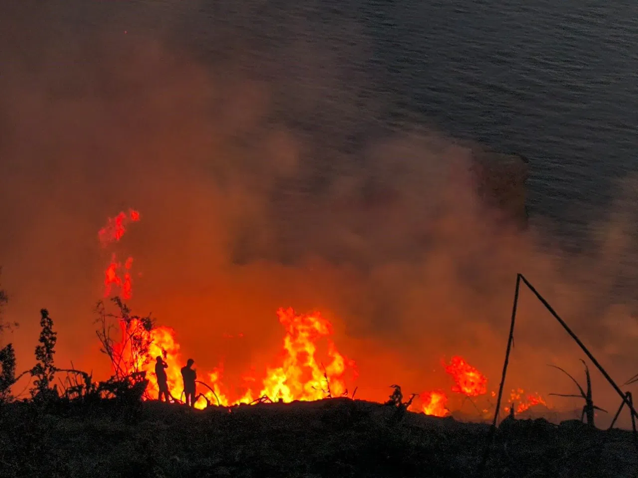 Yangın 5 Saatte Kontrol Altına Alındı