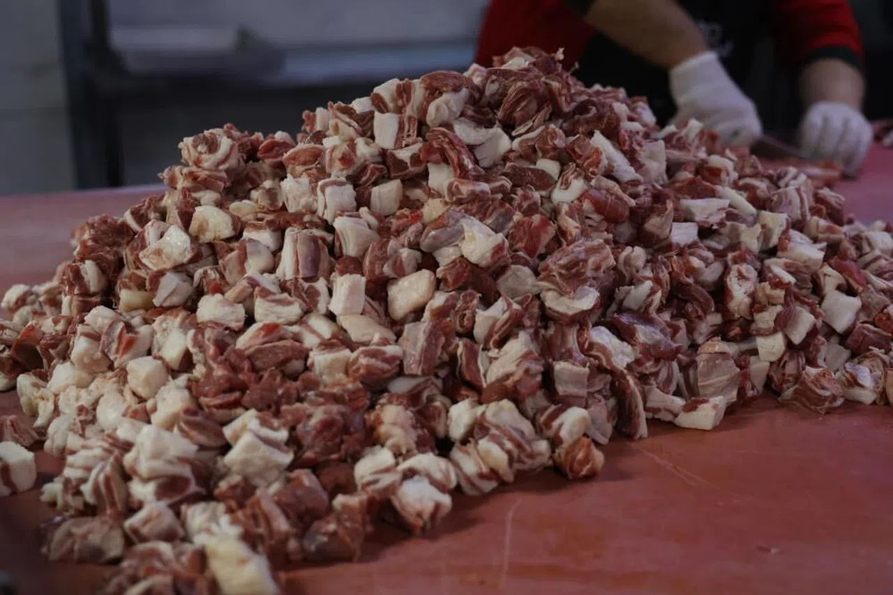 Mühürsüz satılan ve kesilen etlere dikkat