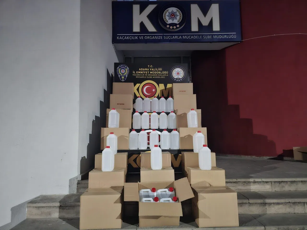 980 Litre Sahte İçki Ele Geçirildi: 2 Gözaltı