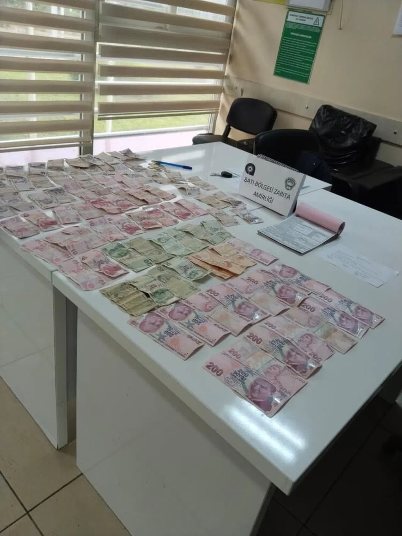 Hastane önünde dilencilik yapan kadının üzerinden 4 bin lira çıktı