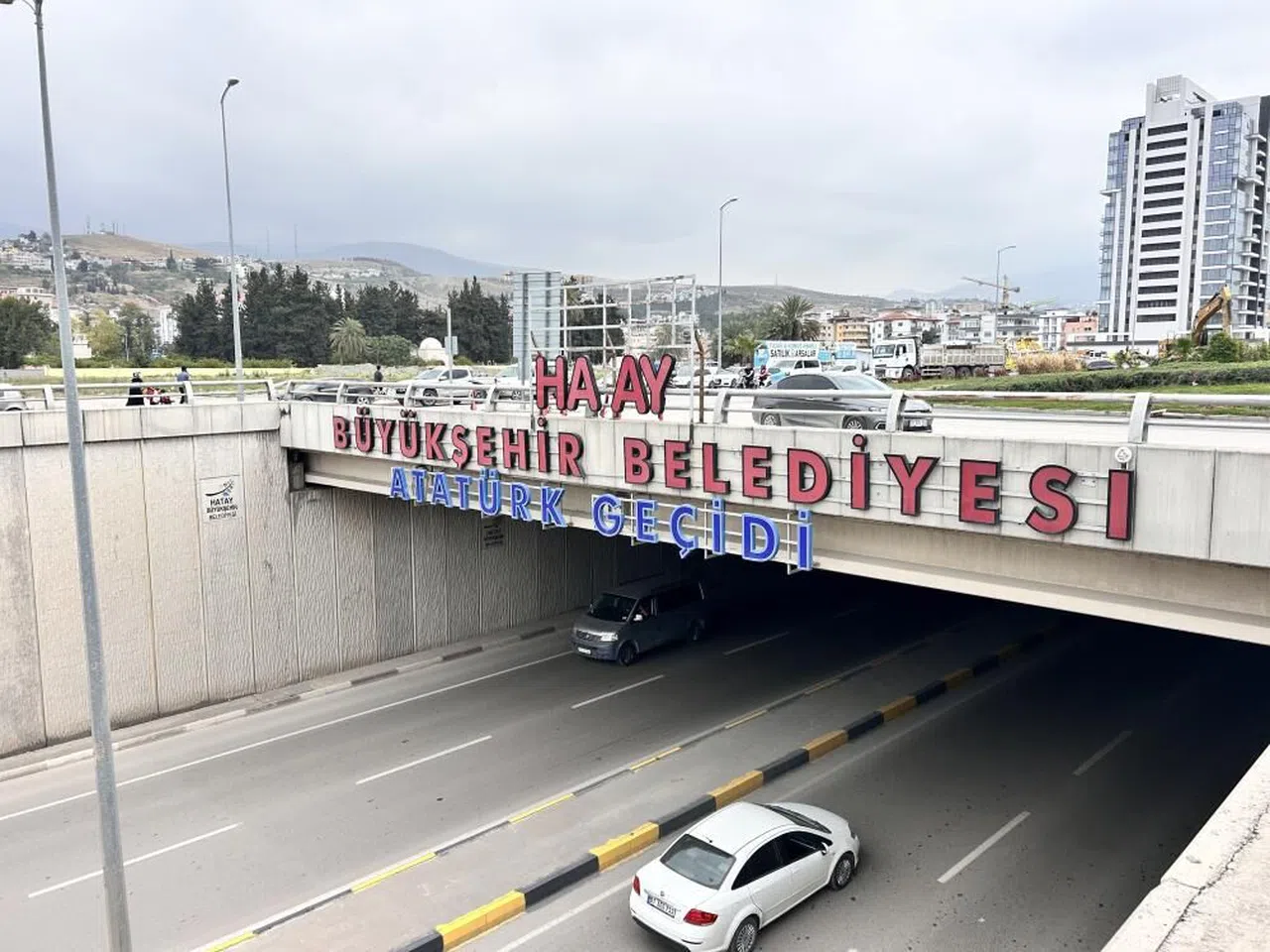 Ortadan kaybolan 6 ‘T' harfi merak konusu oldu