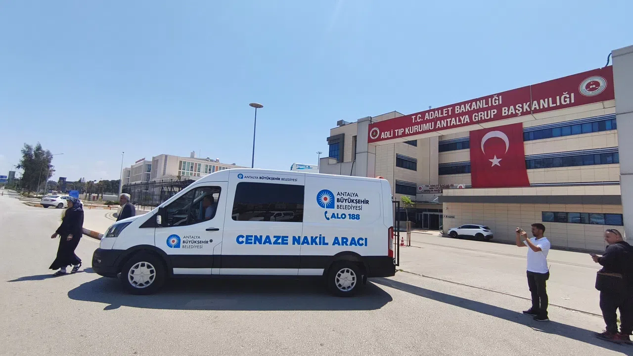 Arkadaşı Tarafından Başından Vurularak Öldürülen 17 Yaşındaki Genç Kızın Cenazesi Teslim Alındı