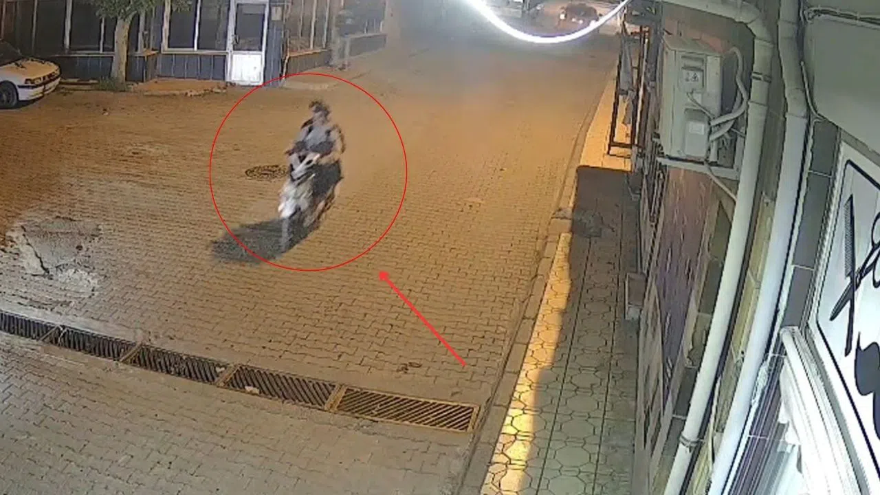 Kahramanmaraş’ta market alışverişi sırasında motoru çalındı
