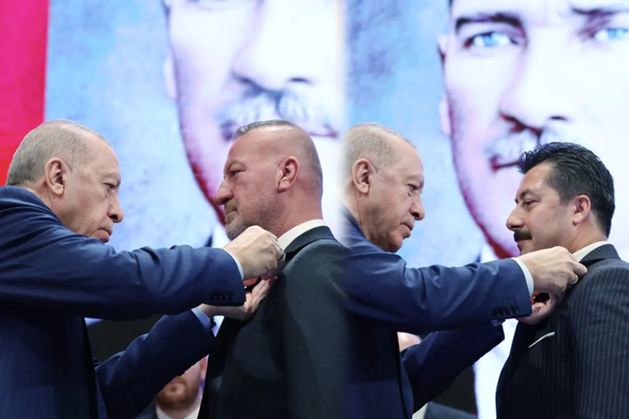 O başkanlar artık resmen AK Partili oldu! Bursa belediyelerinde İYİ Parti'ye veda!