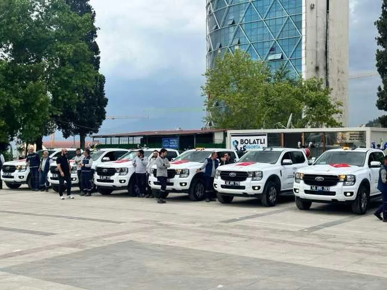 Kahramanmaraş Büyükşehir Belediyesi Araç Filosunu Güçlendiriyor: 48 Yeni Araç Hizmete Alındı