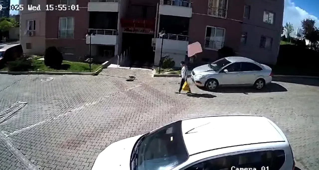 Şiddetli Rüzgar Tehlike Saçtı