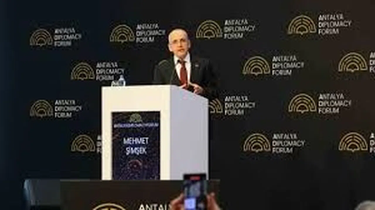 Hazine ve Maliye Bakanı Şimşek: "Enflasyon düşüyor, düşecek"