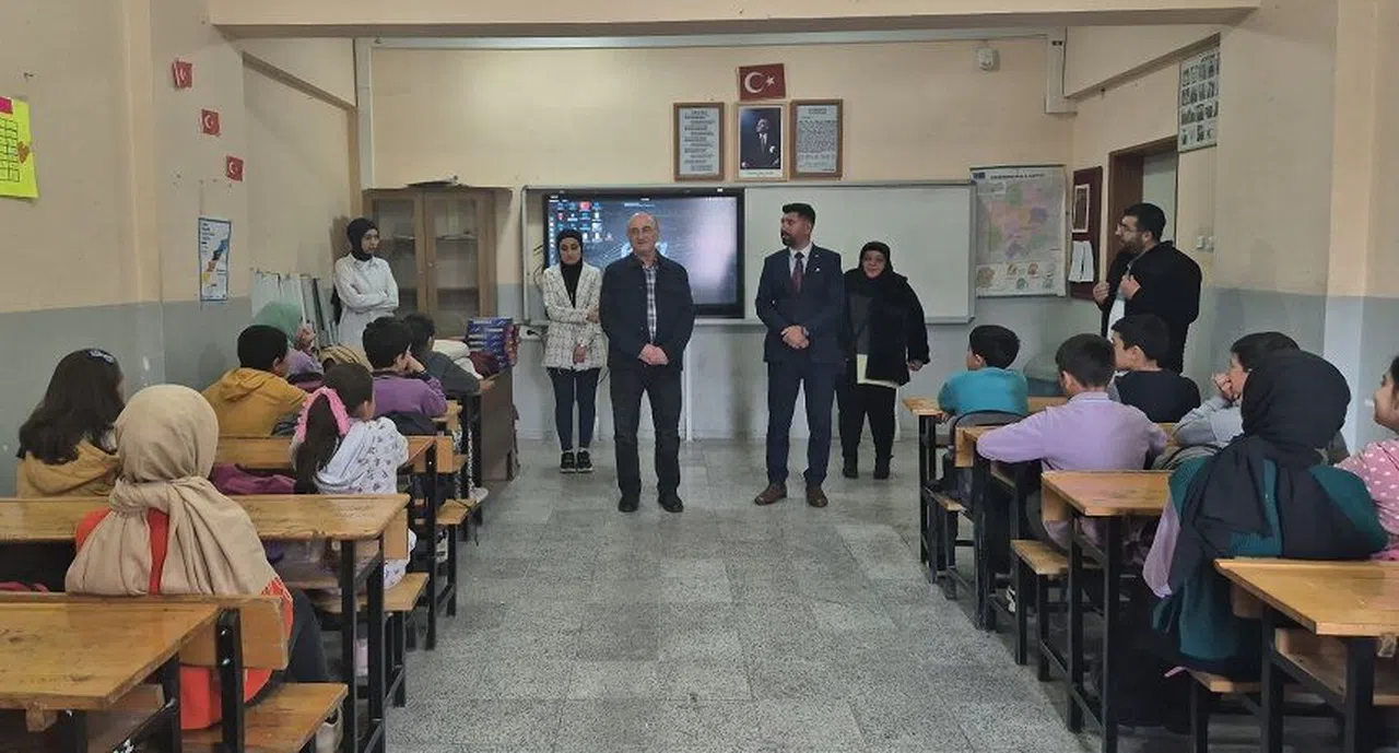 Başdervişli Ortaokulu'nda Mangala Coşkusu!