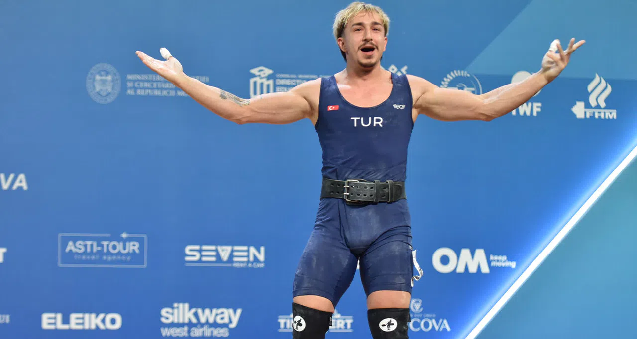 Milli halterci Yusuf Fehmi Genç’ten rekorlarla gelen Avrupa şampiyonluğu