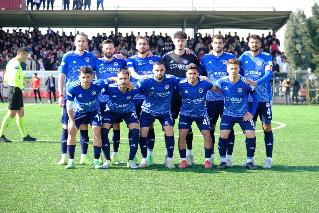 İstiklalspor Kulüp Yönetiminden Radikal Karar