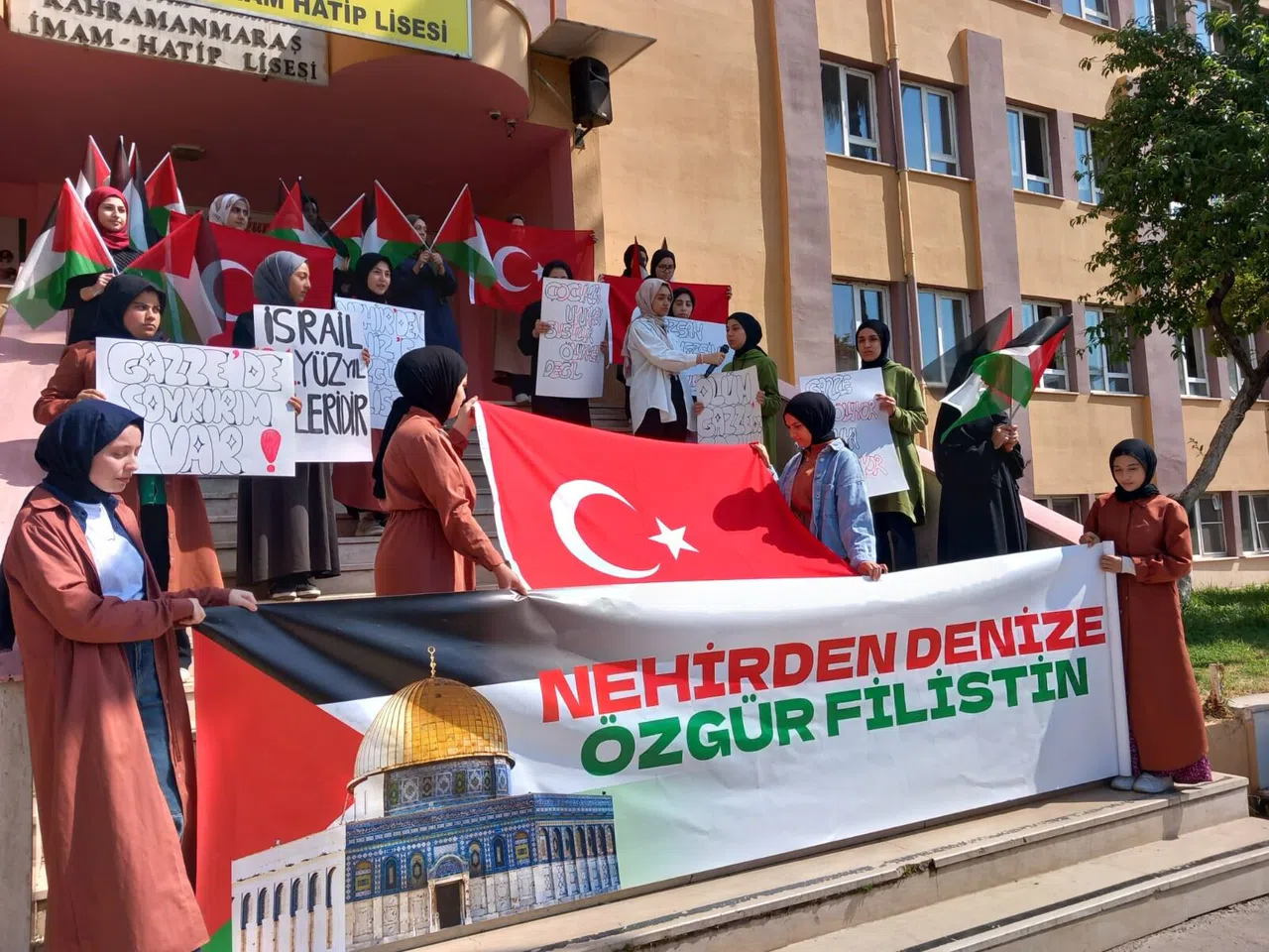 Kahramanmaraş İmam Hatip Liselerinden Filistinli Mazlum Çocuklara Ortak Vicdan Çağrısı