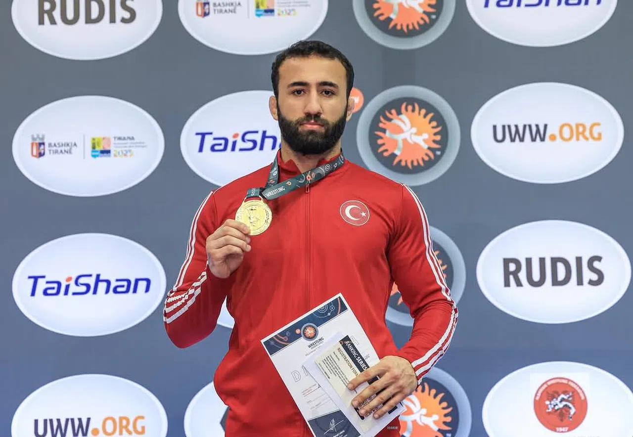 Kahramanmaraşlı Güreşçiler Avrupa Şampiyonası'nda!