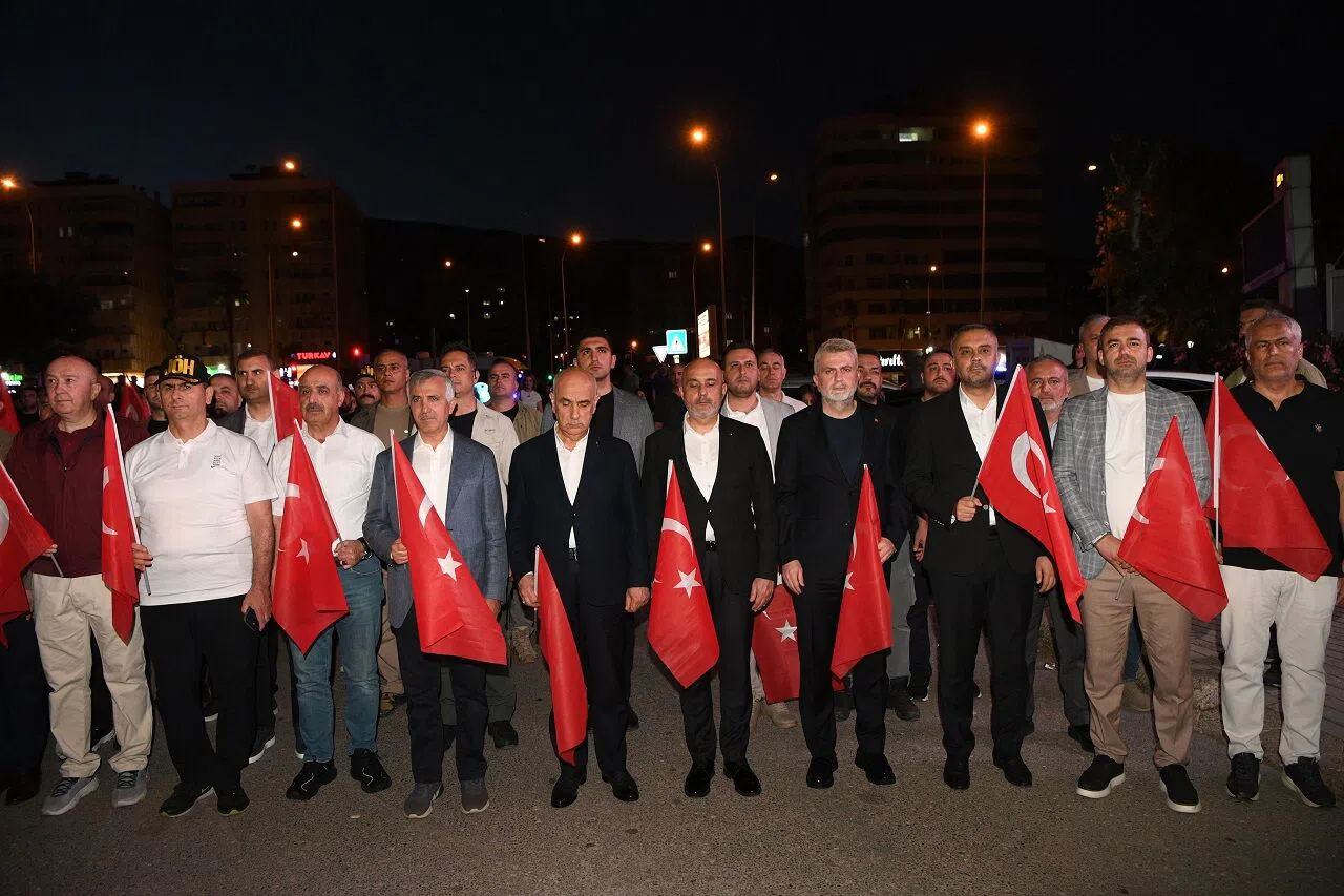 Kahramanmaraş’ta 19 Mayıs Rüzgârı: Korteje Binlerce Kişi Katıldı