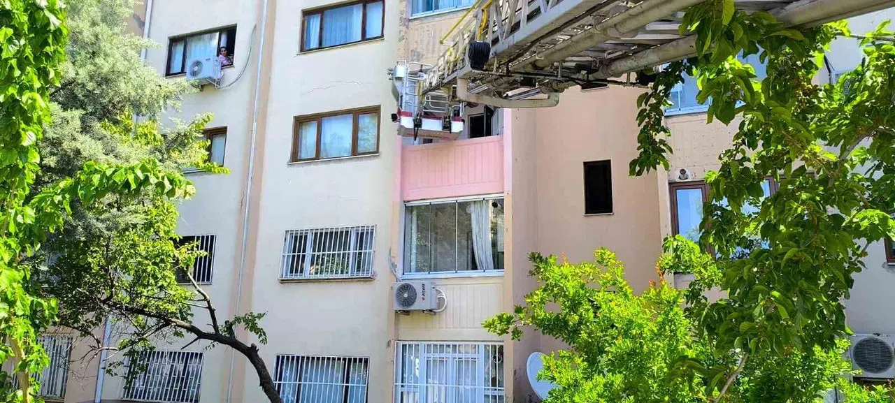 İki gündür haber alınamayan kadın evde ölü bulundu